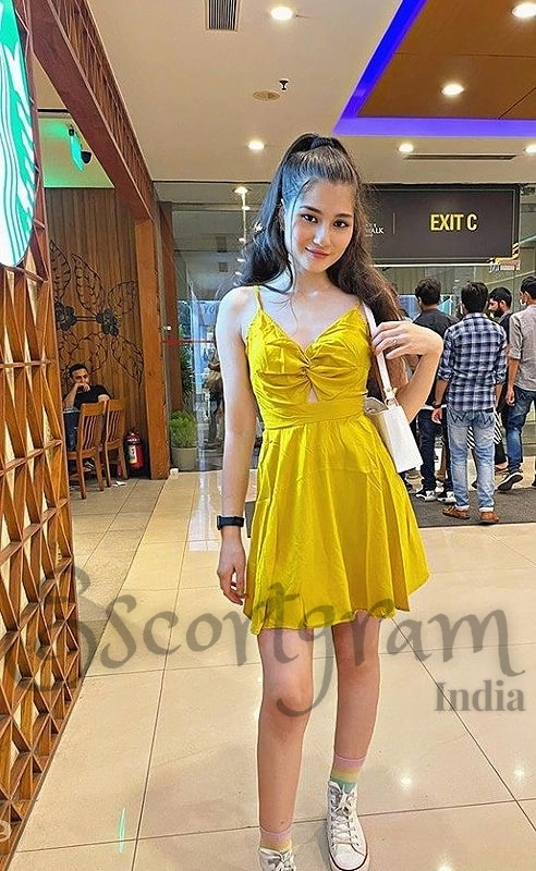 Call Girl Kolkata Aarusha Mukharjee