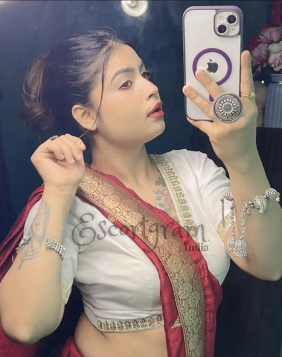 Call Girl Kolkata Sadhvi Reddy