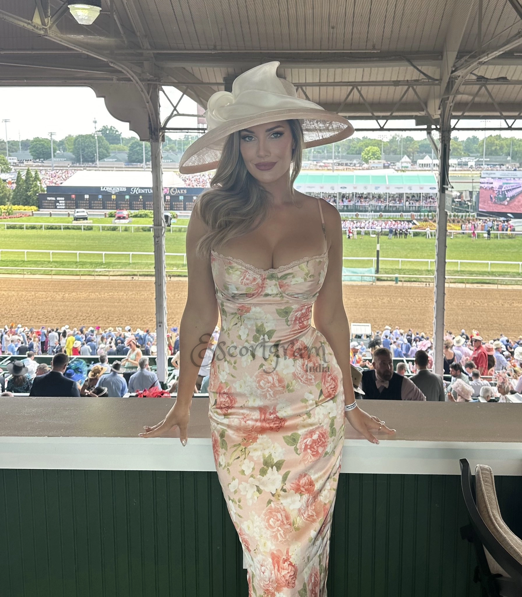 Call Girl Kolkata Diana Sexy Russian Escort