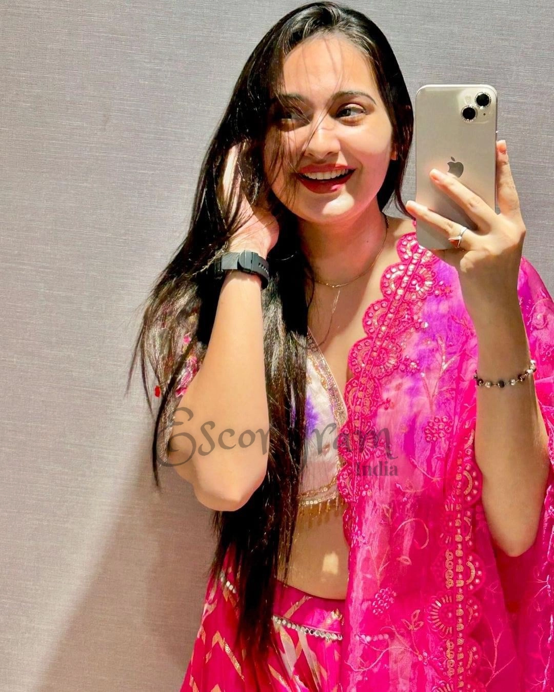 Call Girl Kolkata Disha