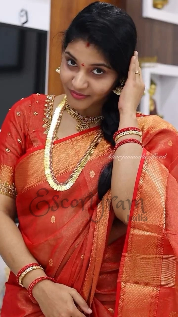 Call Girl Kolkata Divya
