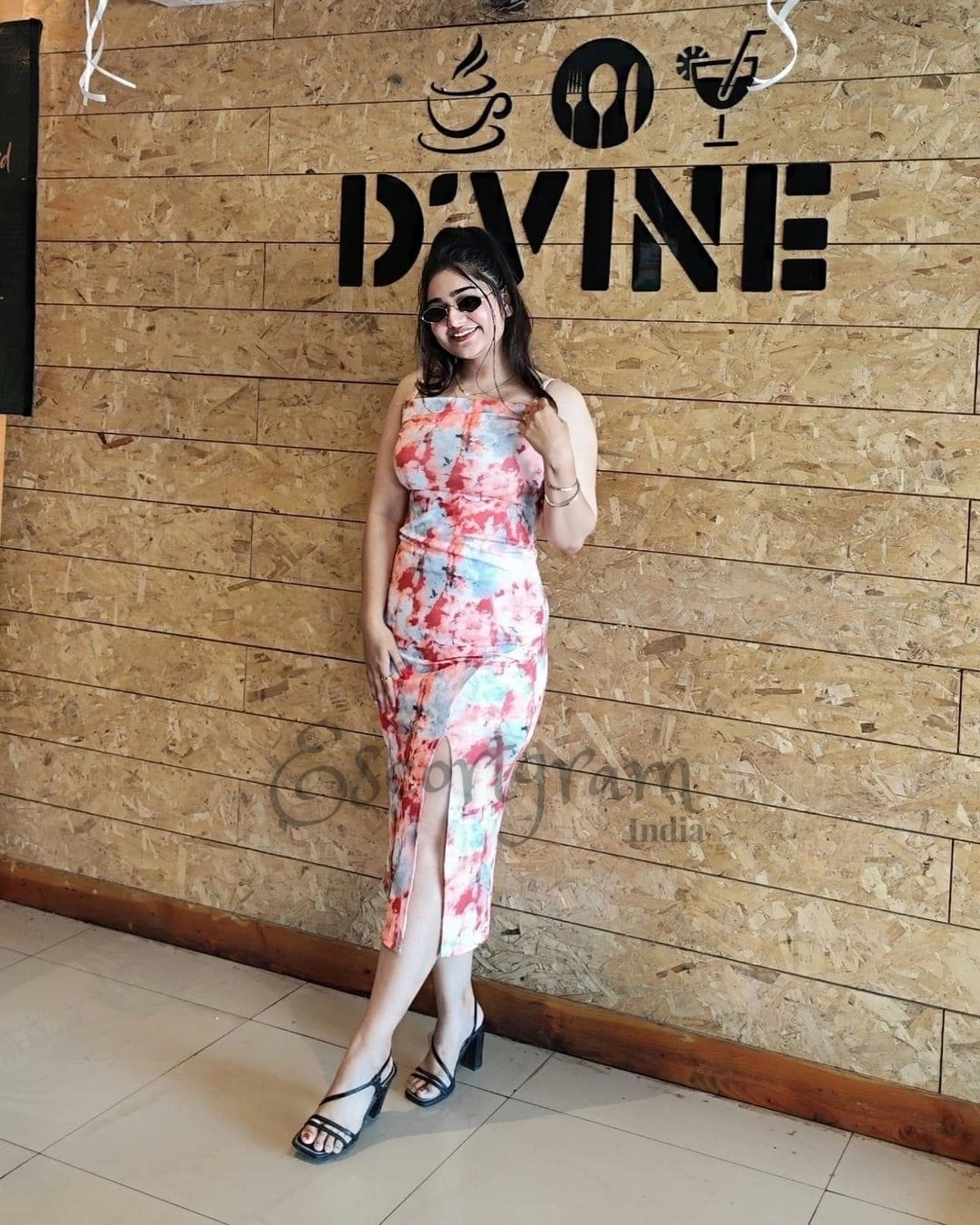 Call Girl Kolkata Kanika