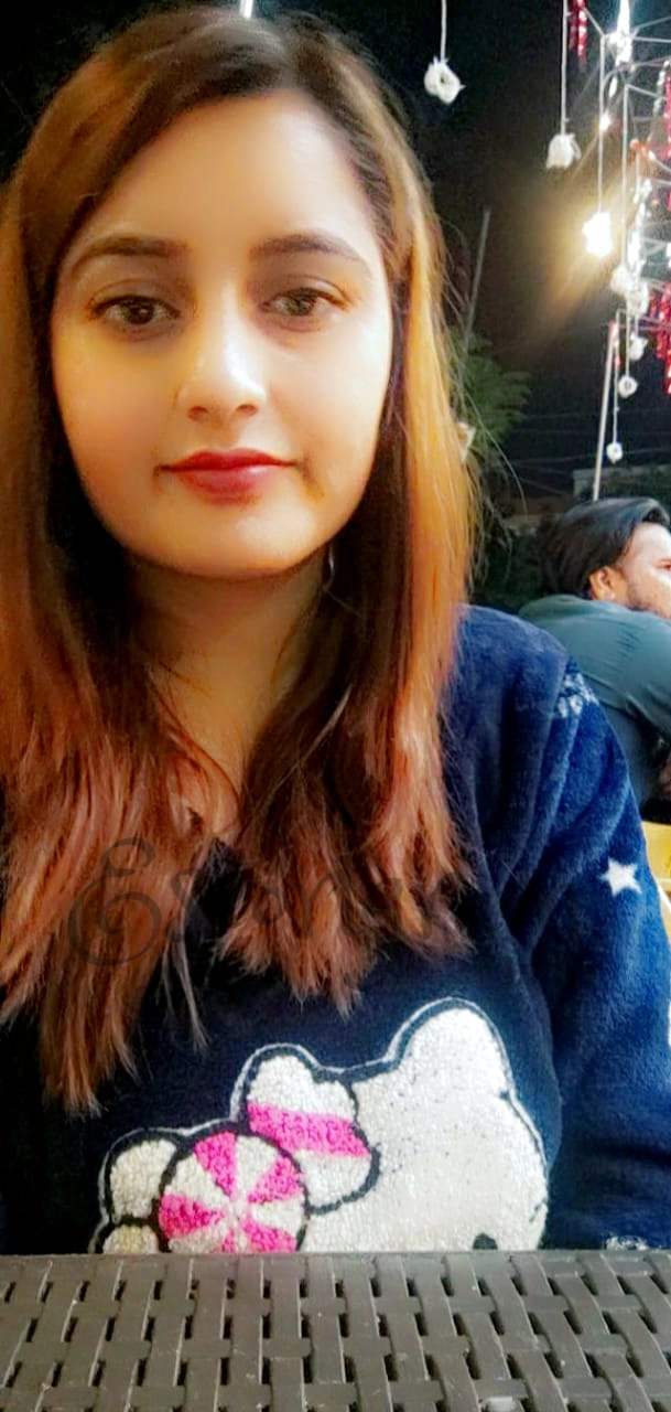 Call Girl Kolkata Kareena