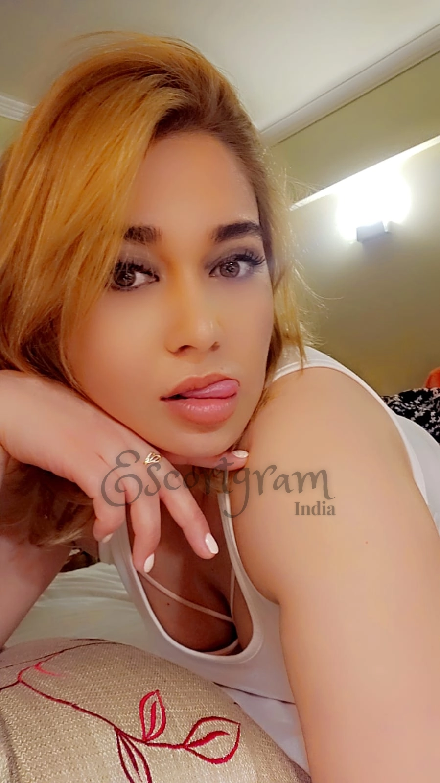 Call Girl Kolkata - Karina