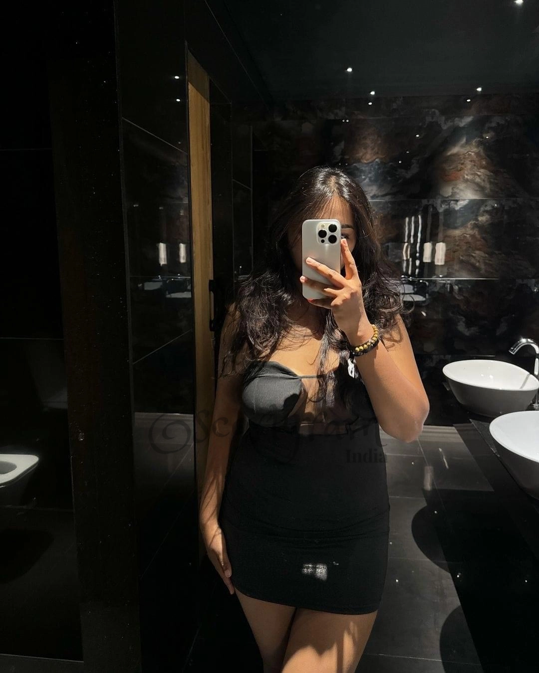 Call Girl Kolkata Kasmera