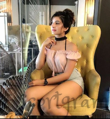Call Girl Kolkata Kavya