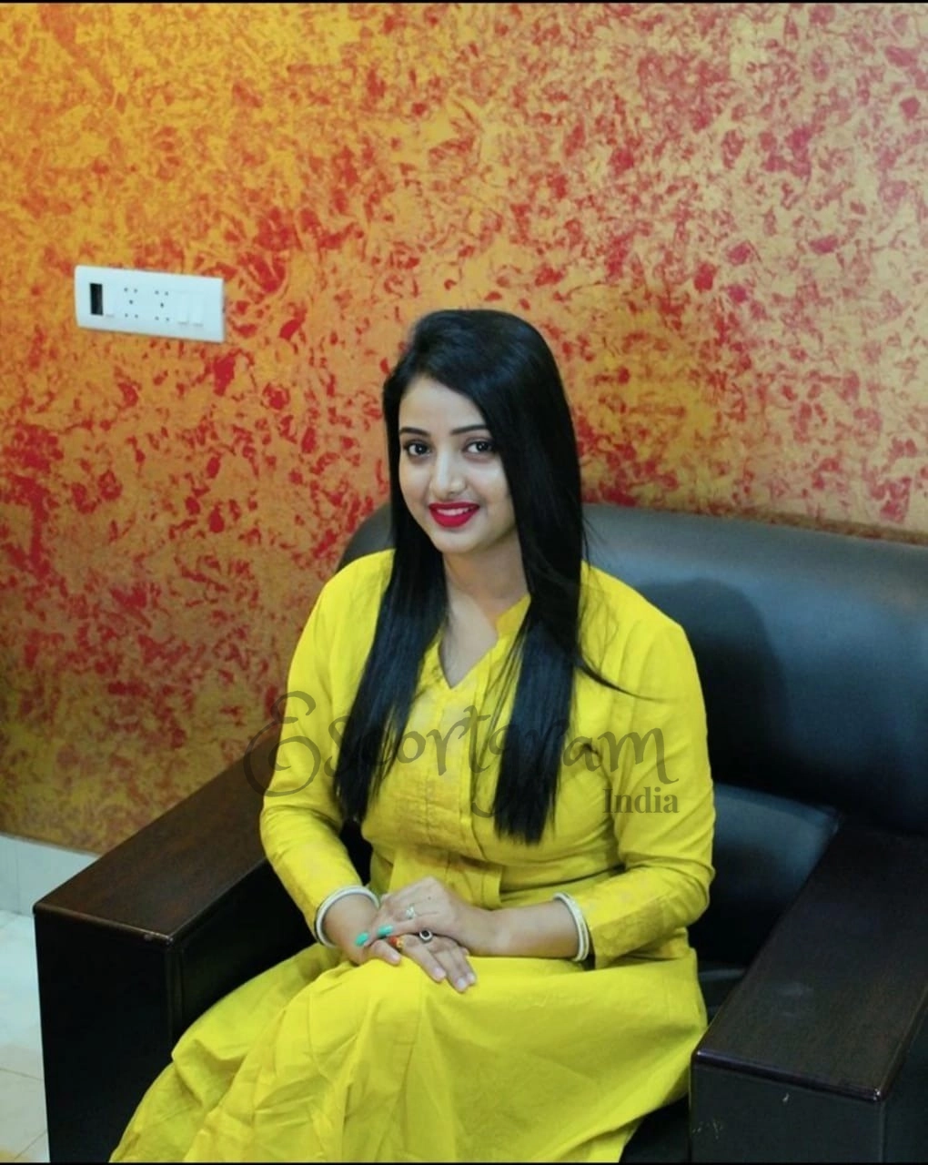 Call Girl Kolkata Meenakshi Kashyap
