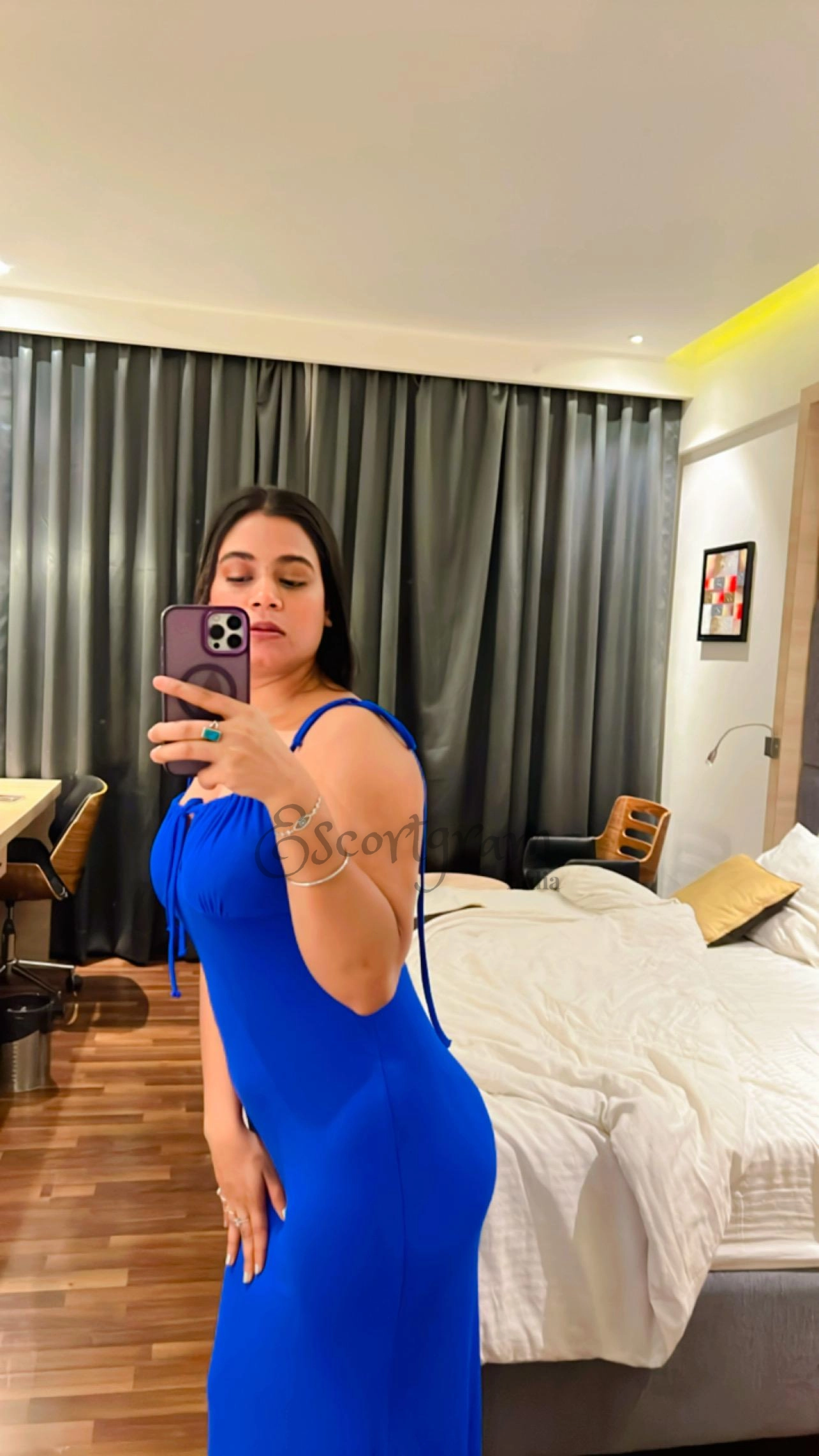 Call Girl Kolkata - Meenakshi