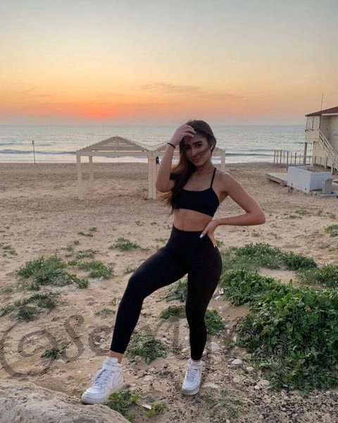 Call Girl Kolkata Mila