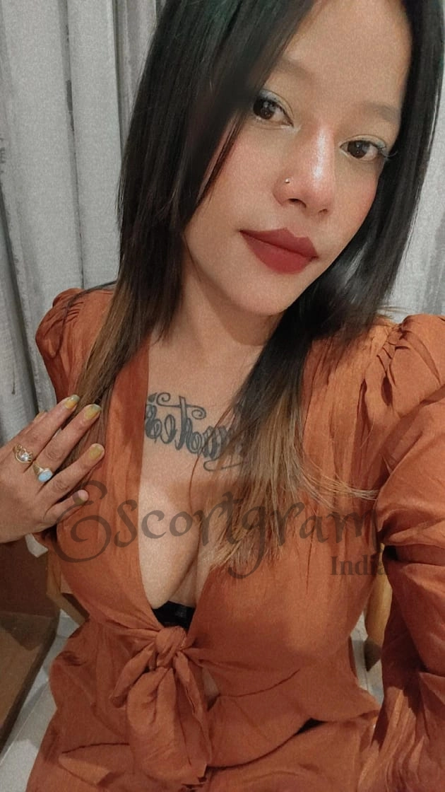 Call Girl Kolkata - Naina