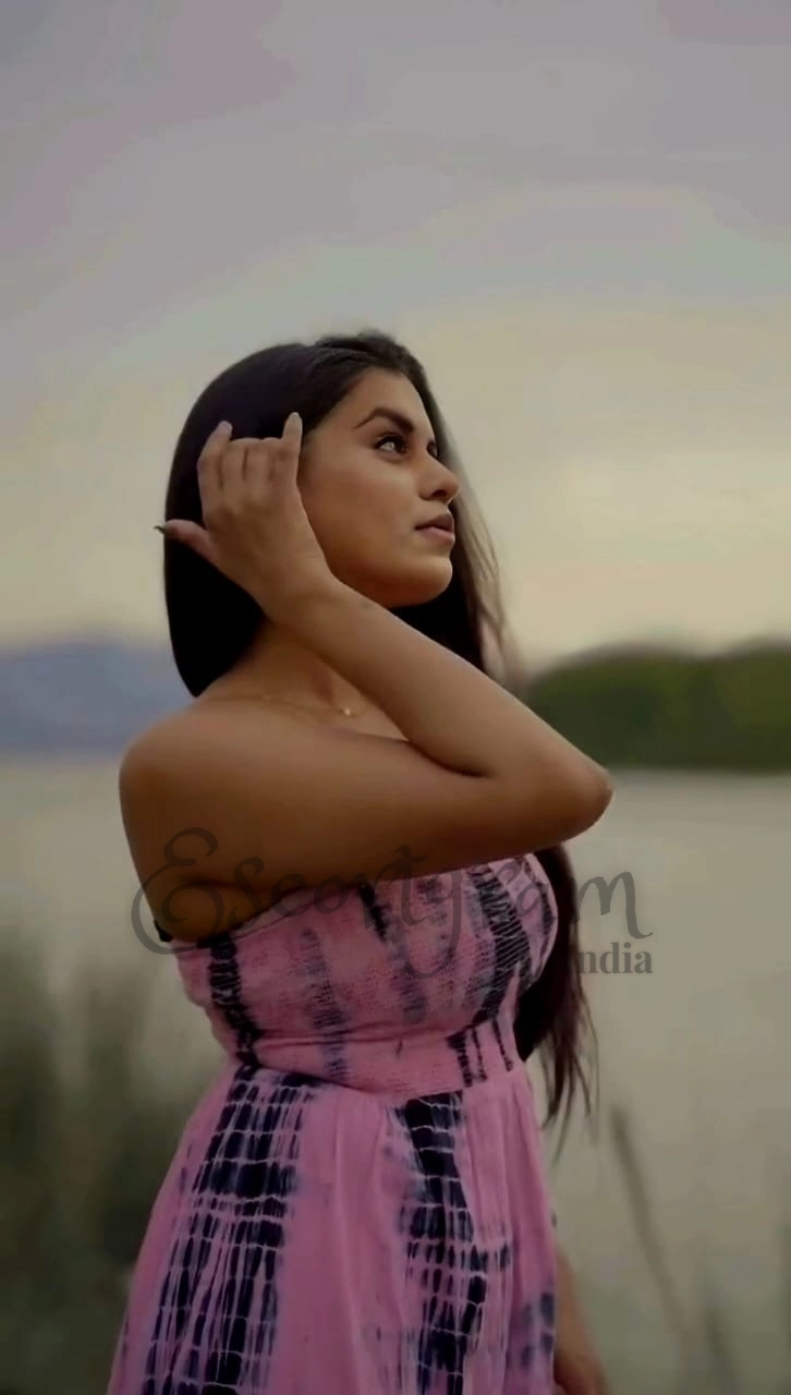 Call Girl Kolkata - Neeru Sharma