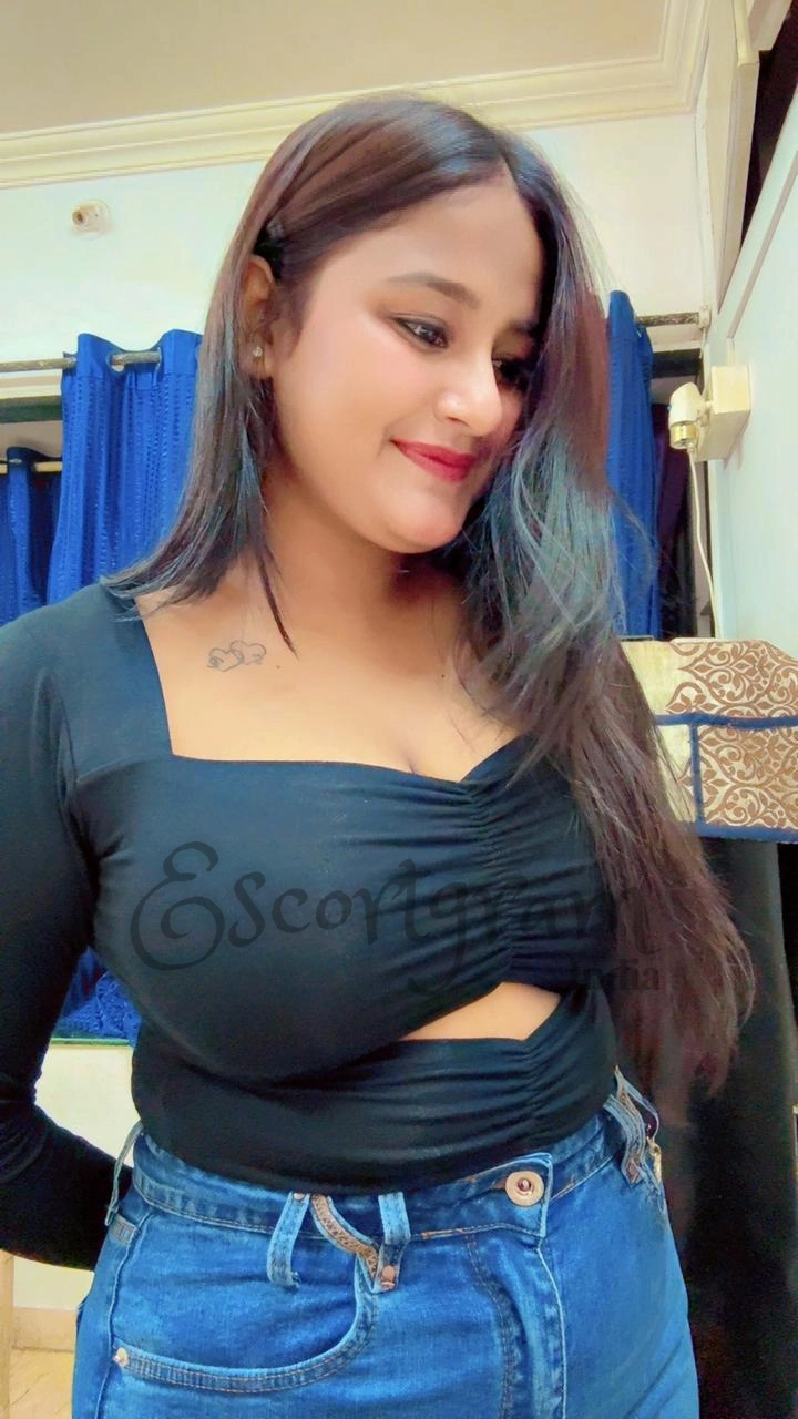 Call Girl Kolkata Neeru Sharma