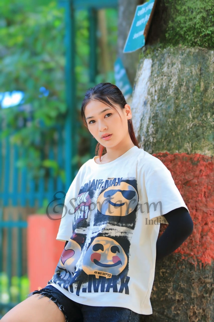 Call Girl Kolkata Pooja Roy