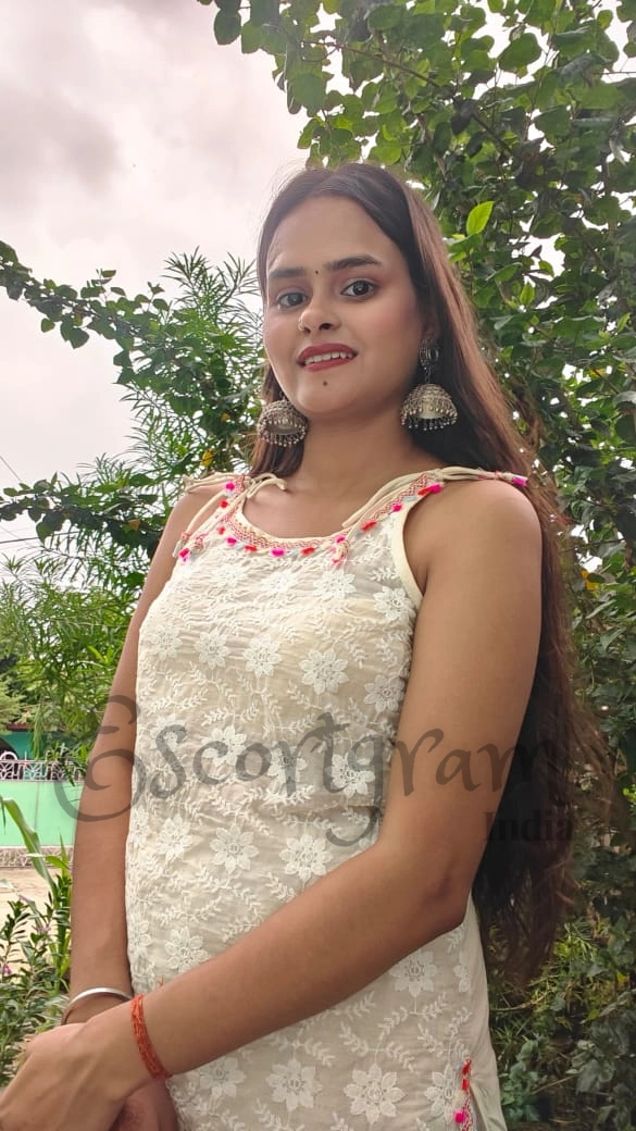 Call Girl Kolkata Preeti
