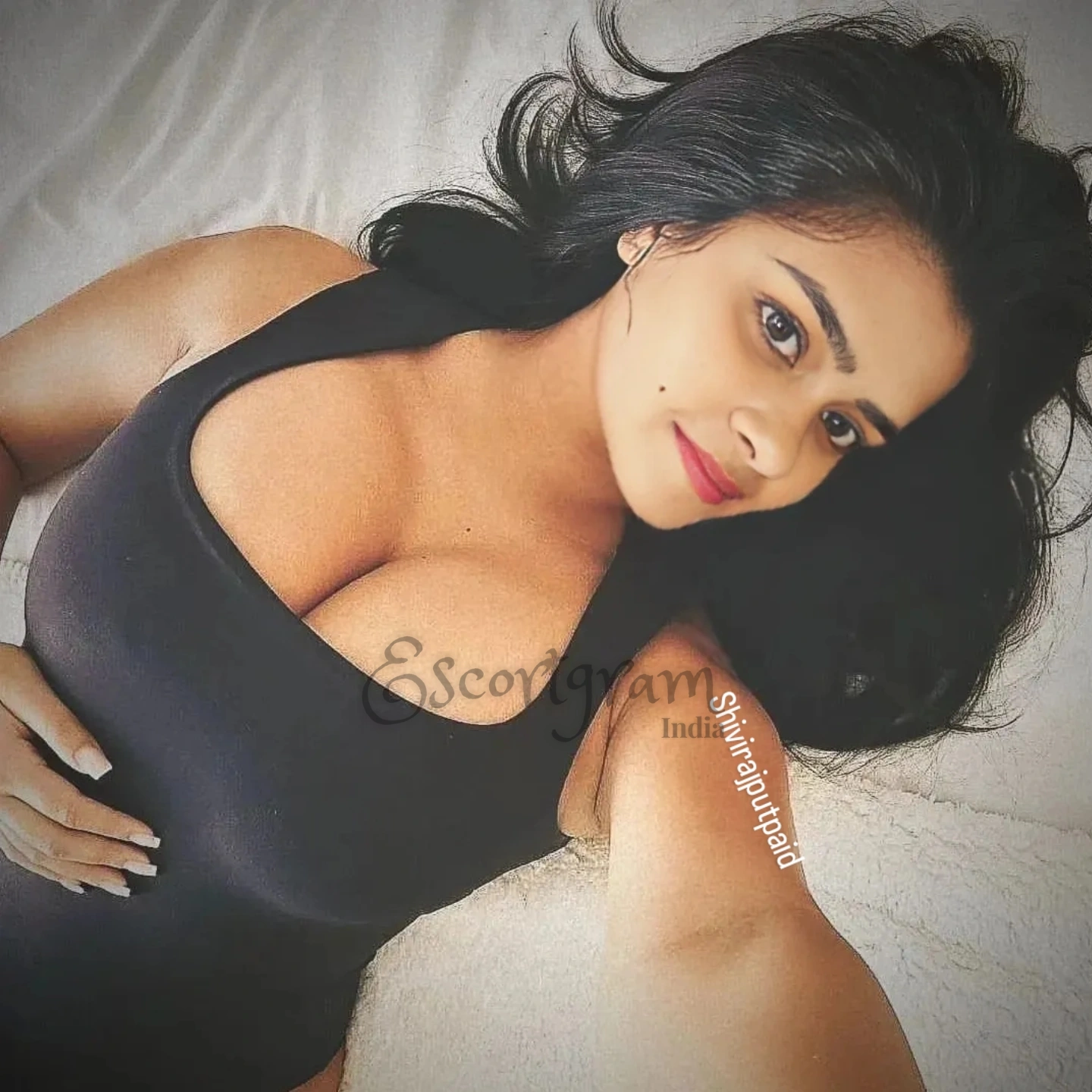 Call Girl Kolkata Preeti