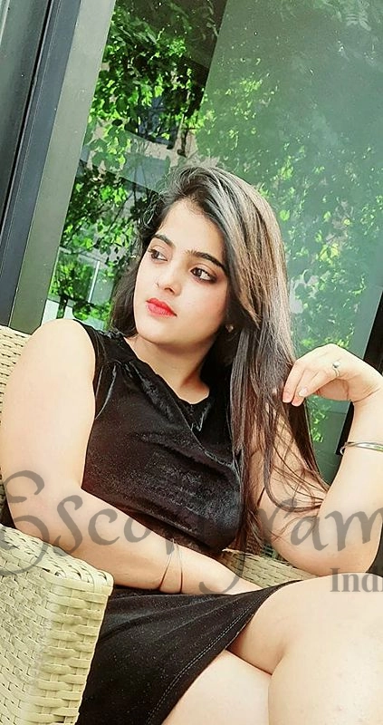 Call Girl Kolkata Priya Banarjee