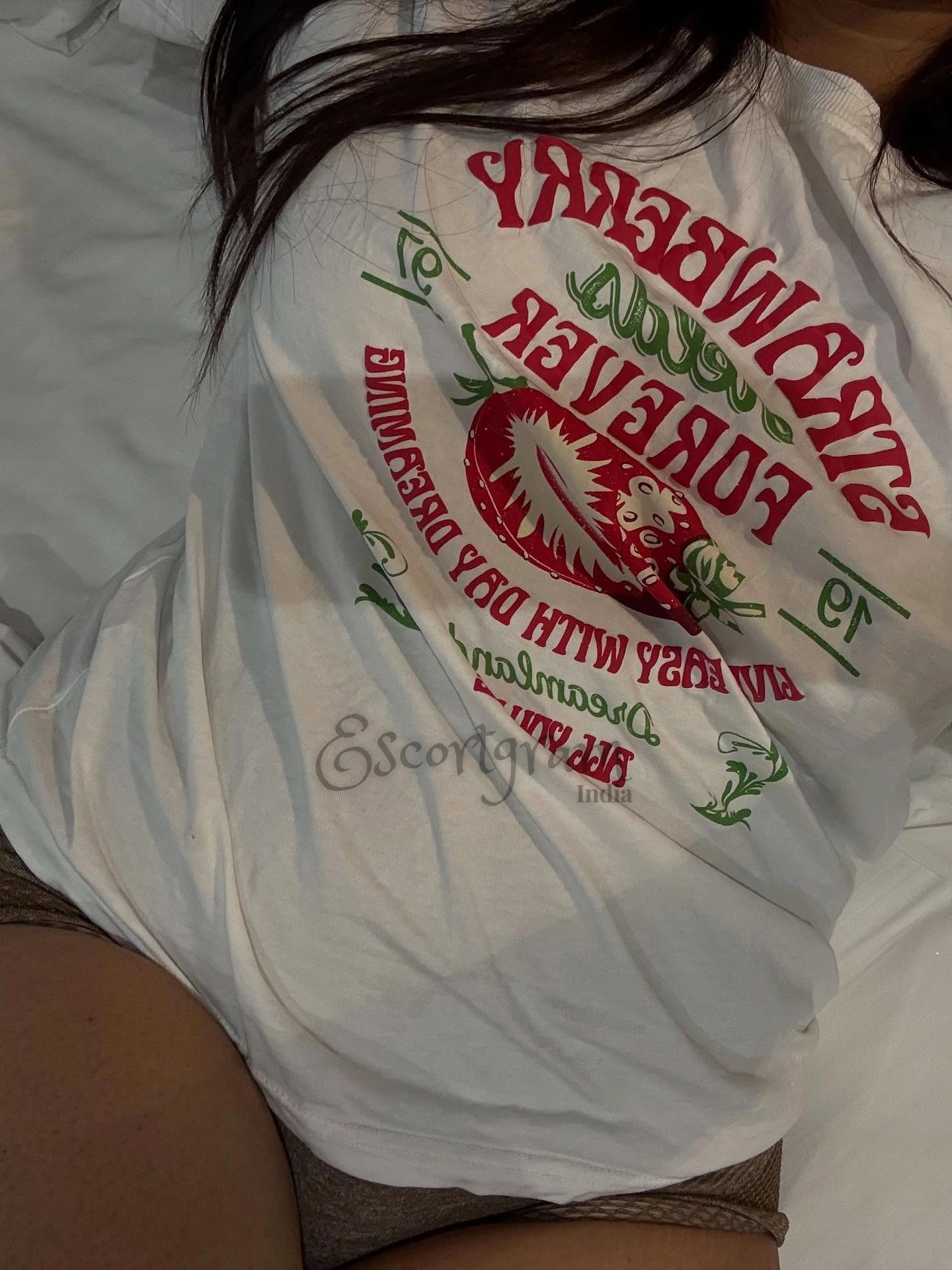 Call Girl Kolkata Shivani