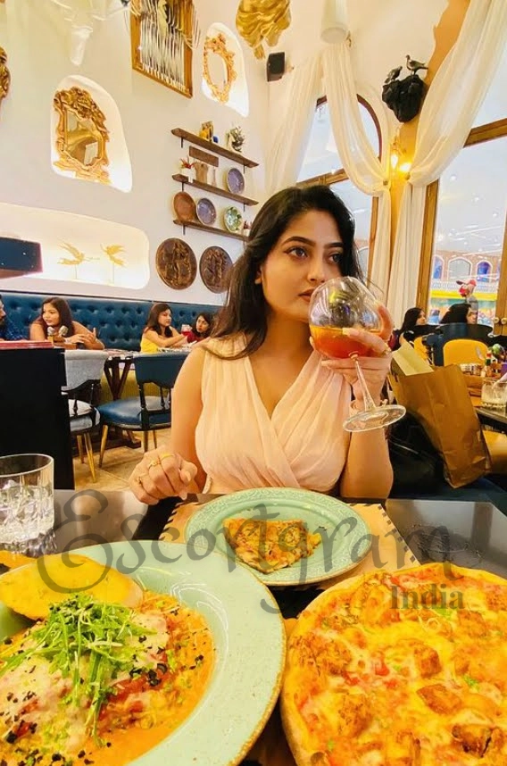 Call Girl Kolkata - Priya Sharma