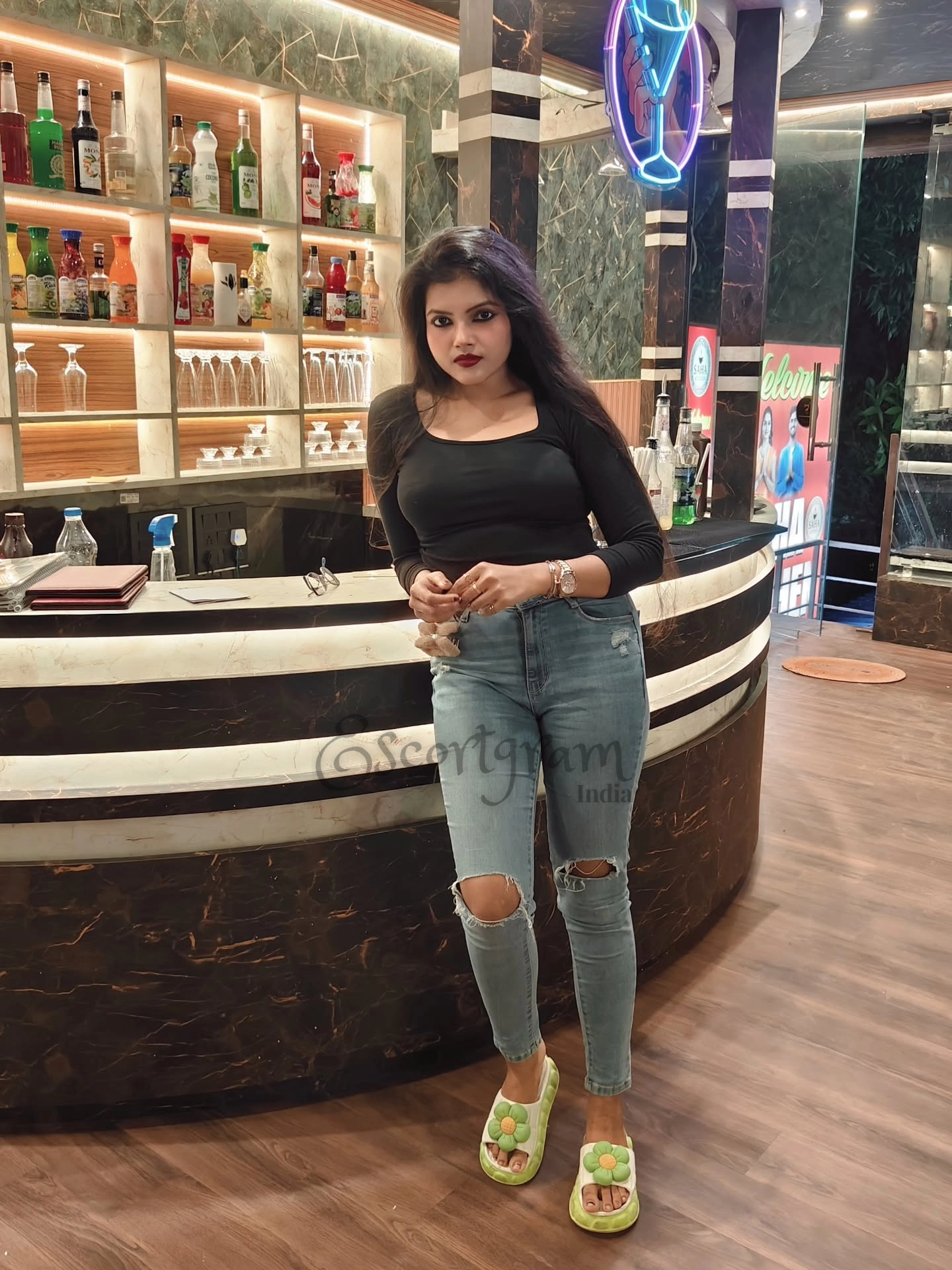 Call Girl Kolkata Anushka