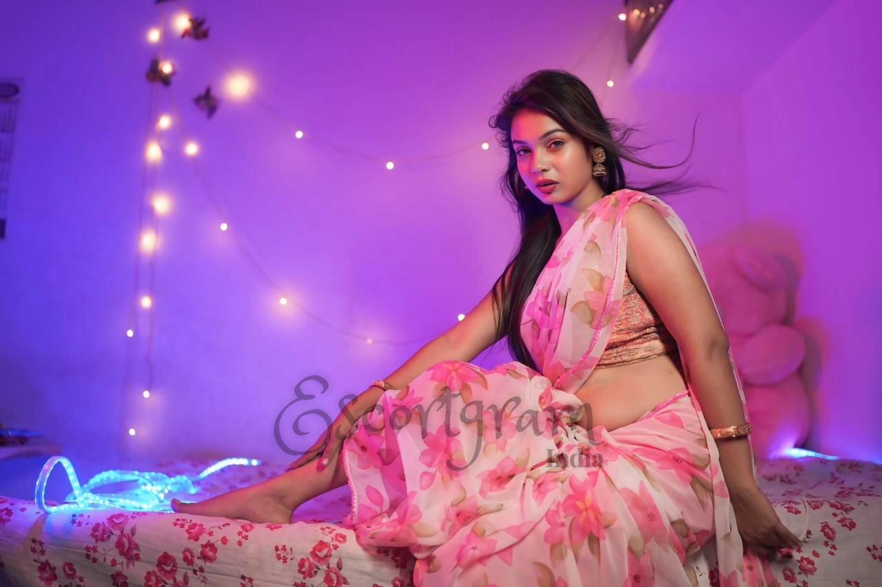 Call Girl Kolkata Shivani Reddy