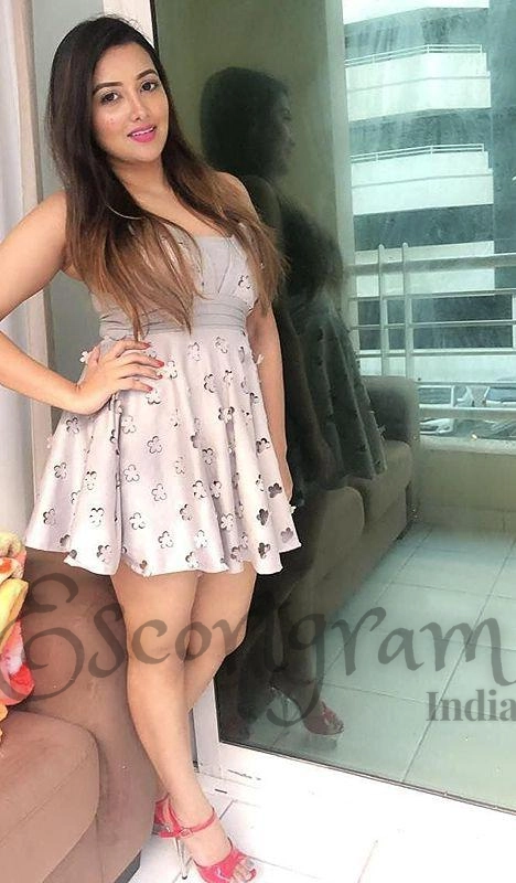 Call Girl Kolkata - Riya