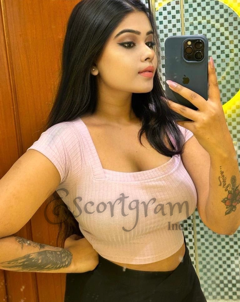 Call Girl Kolkata Riya