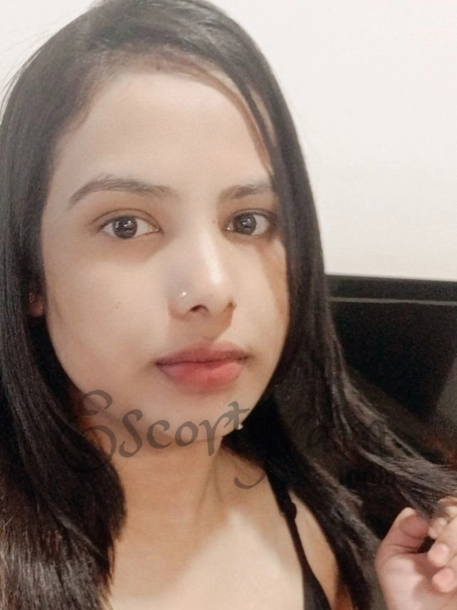 Call Girl Kolkata Purvi