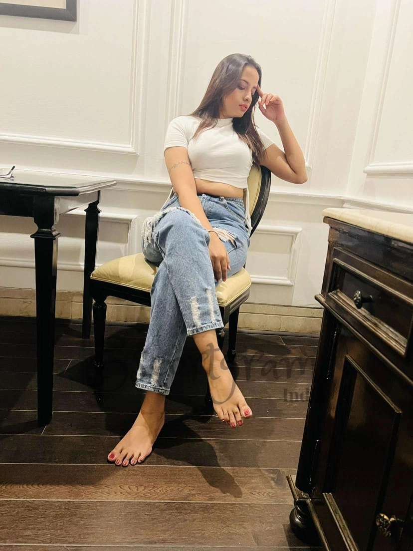 Call Girl Kolkata - Riya
