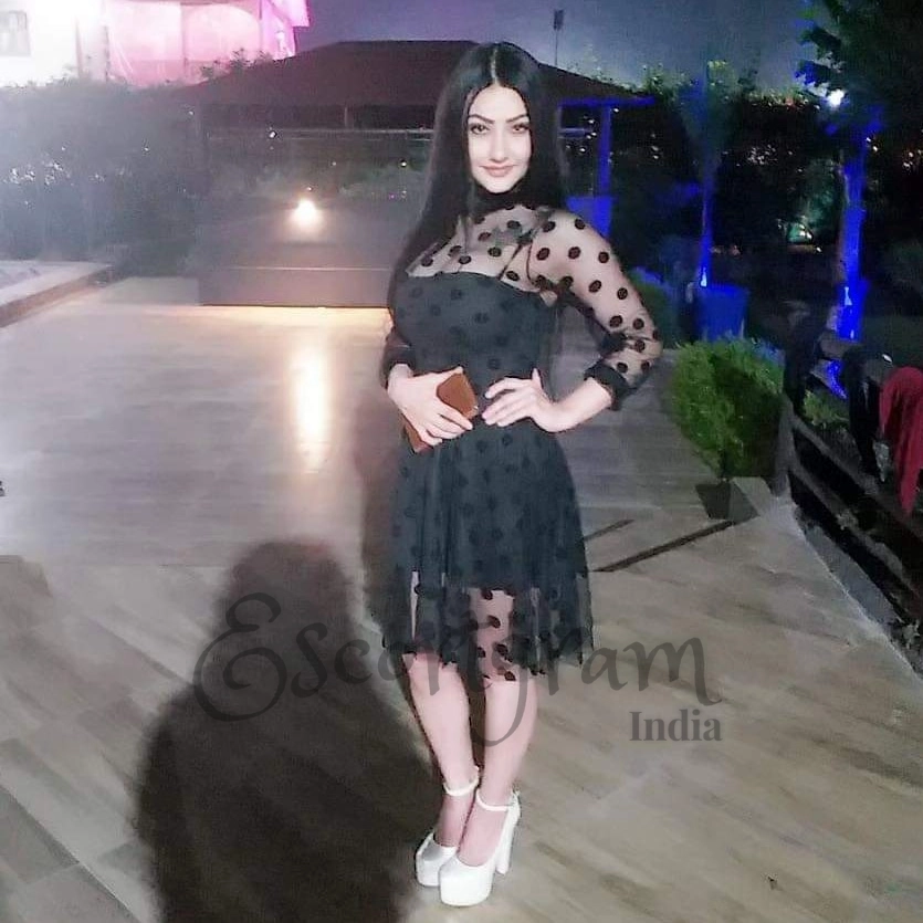 Call Girl Kolkata Riya Roy