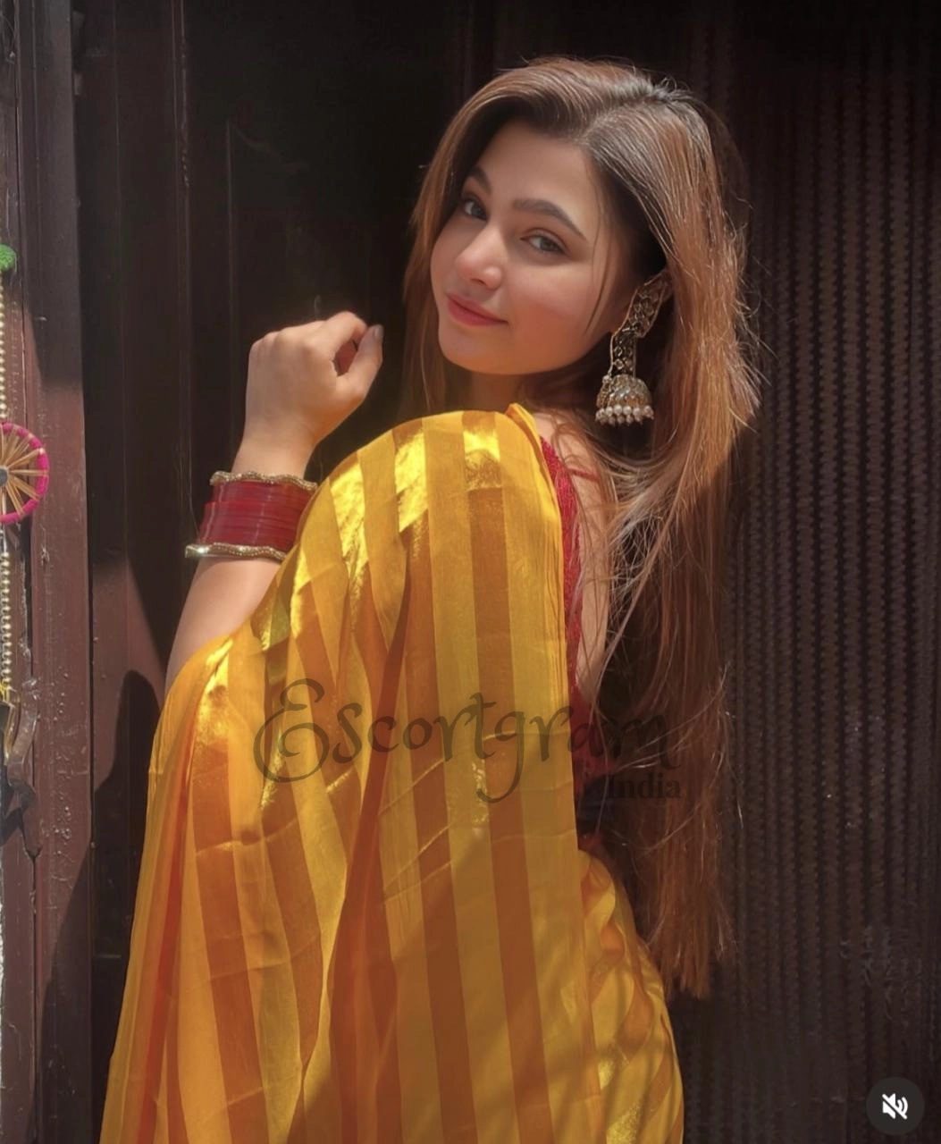 Call Girl Kolkata Riya