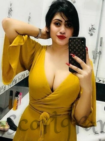 Call Girl Kolkata Riya Banerjee