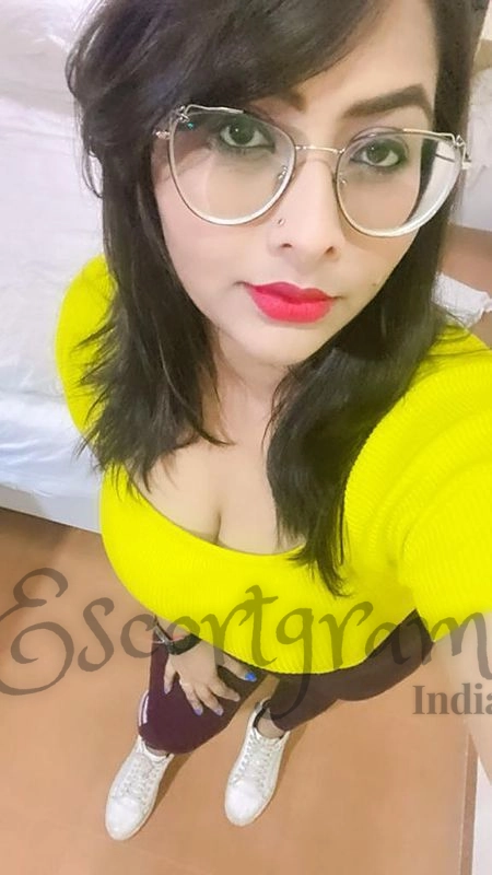 Call Girl Kolkata - Sanya Dixit