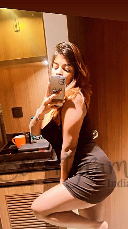 Call Girl Kolkata Shivantika Roy