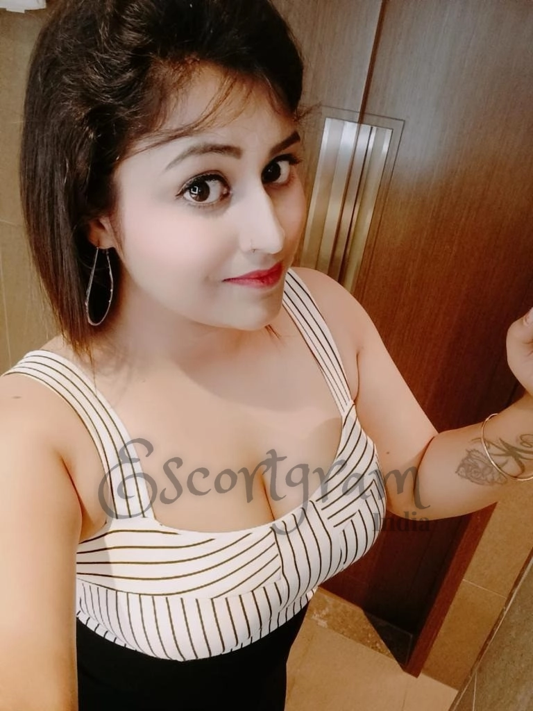 Call Girl Delhi - Shreya Pandit