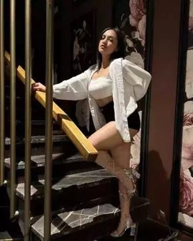 Call Girl Kolkata - Simran