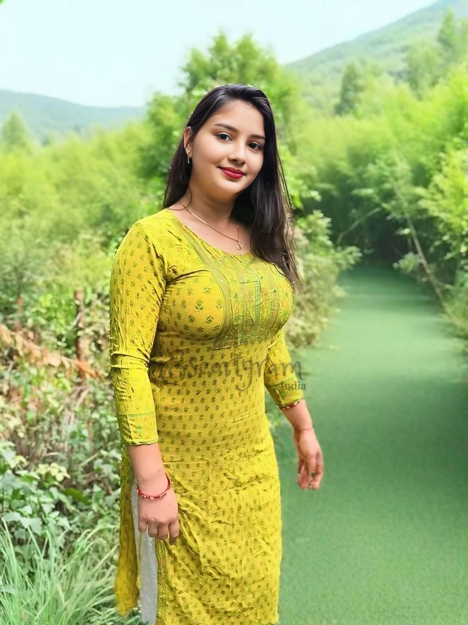 Call Girl Kolkata Simran