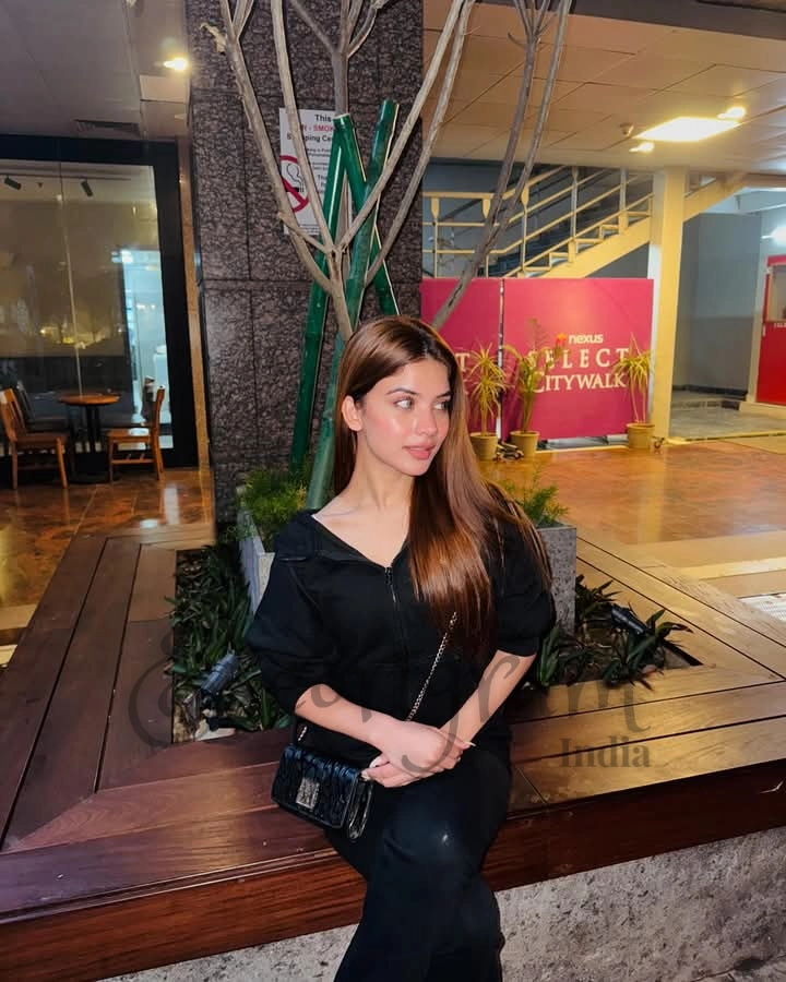 Call Girl Kolkata Soniya