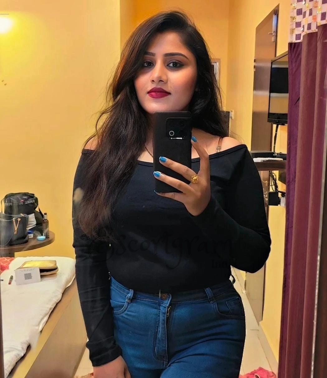 Call Girl Kolkata - Aarohi