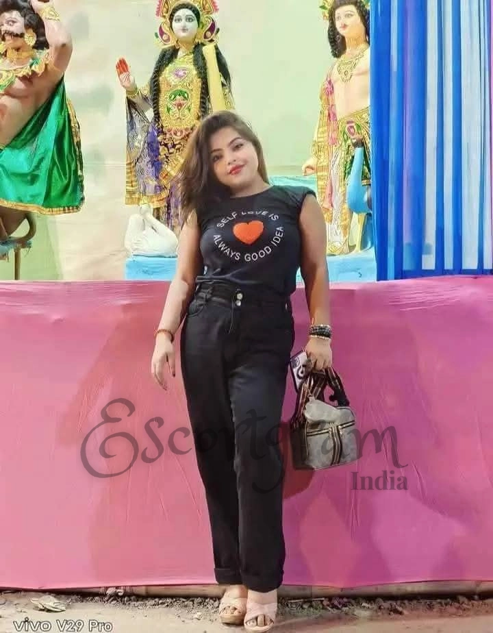 Call Girl Kolkata Sumitra