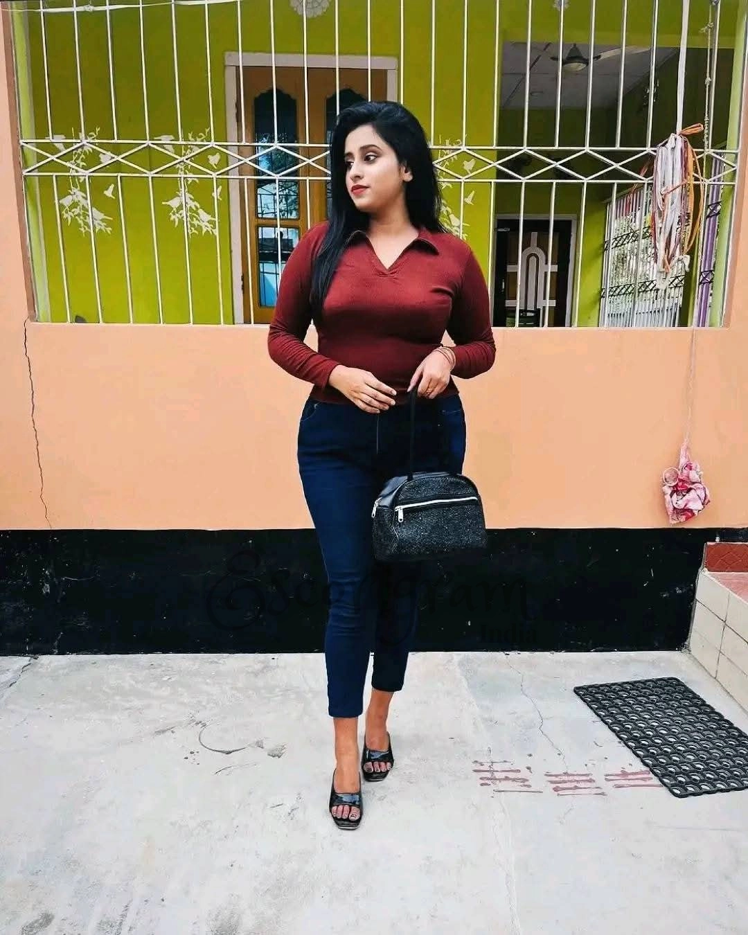Call Girl Kolkata - Monika