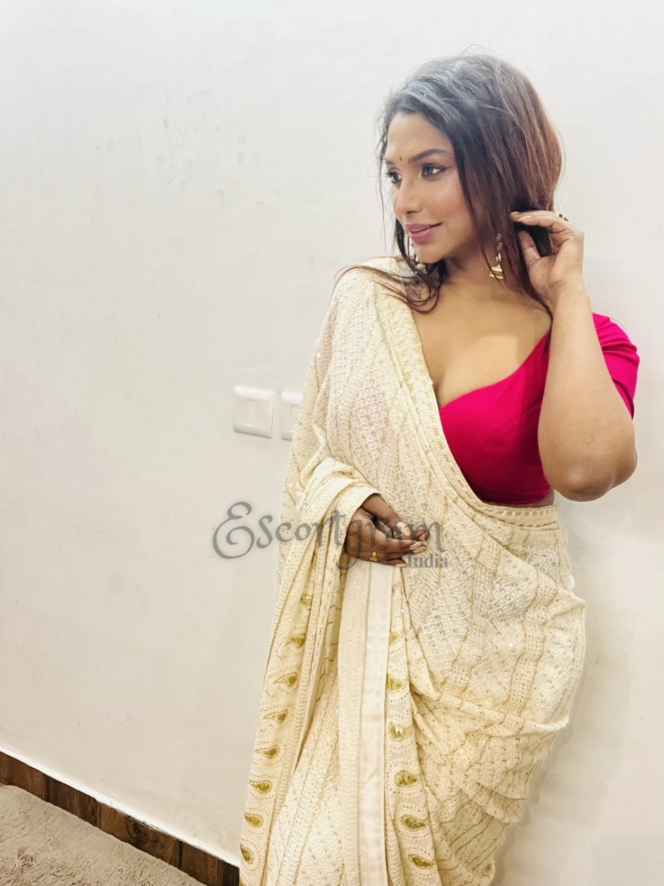 Call Girl Kolkata Tanisha Roy