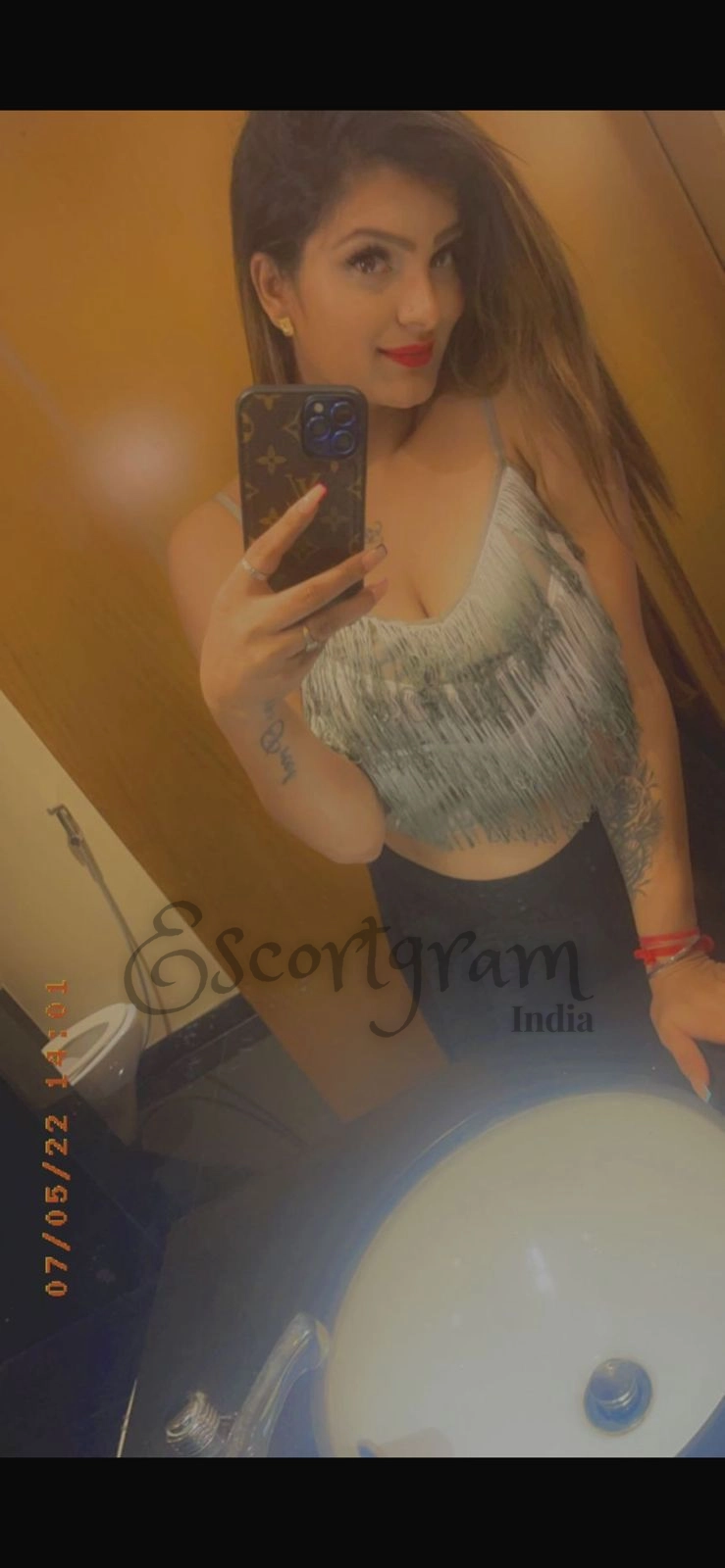 Call Girl Kolkata Taniya