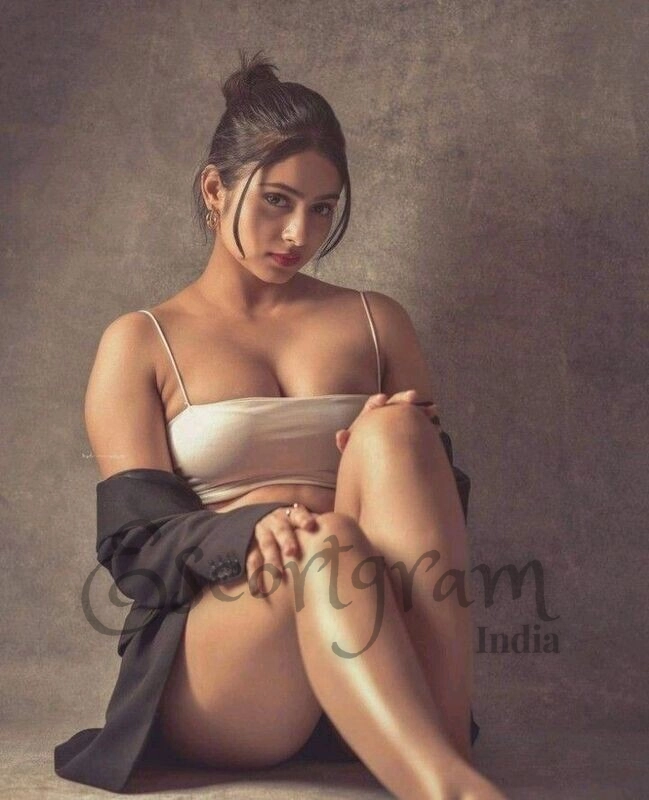 Call Girl Kolkata Taniya Jain