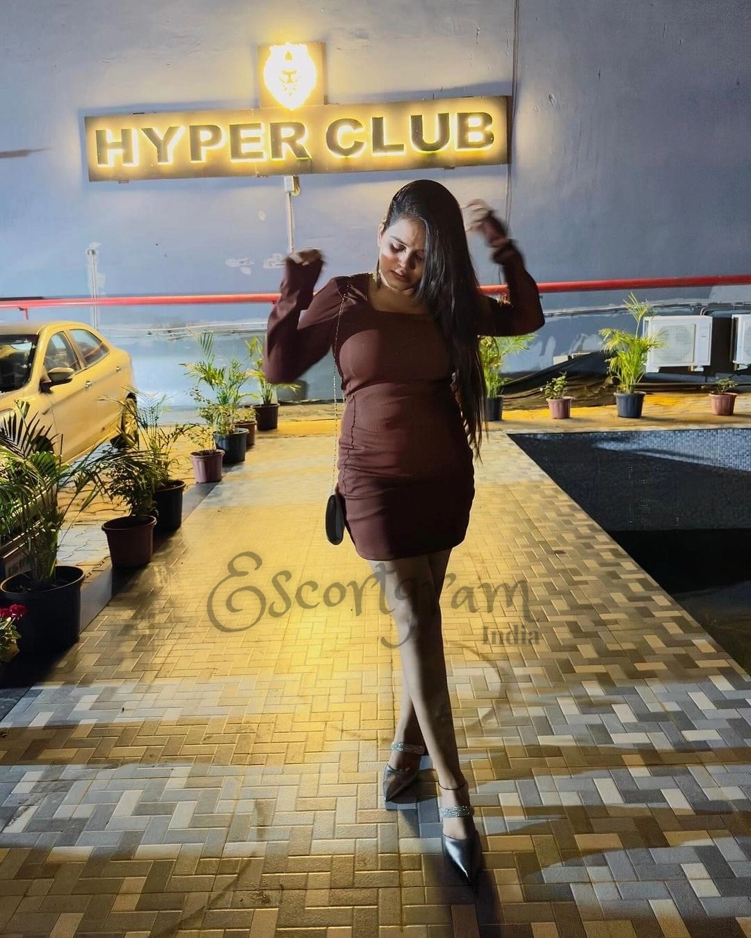 Call Girl Kolkata - Usha