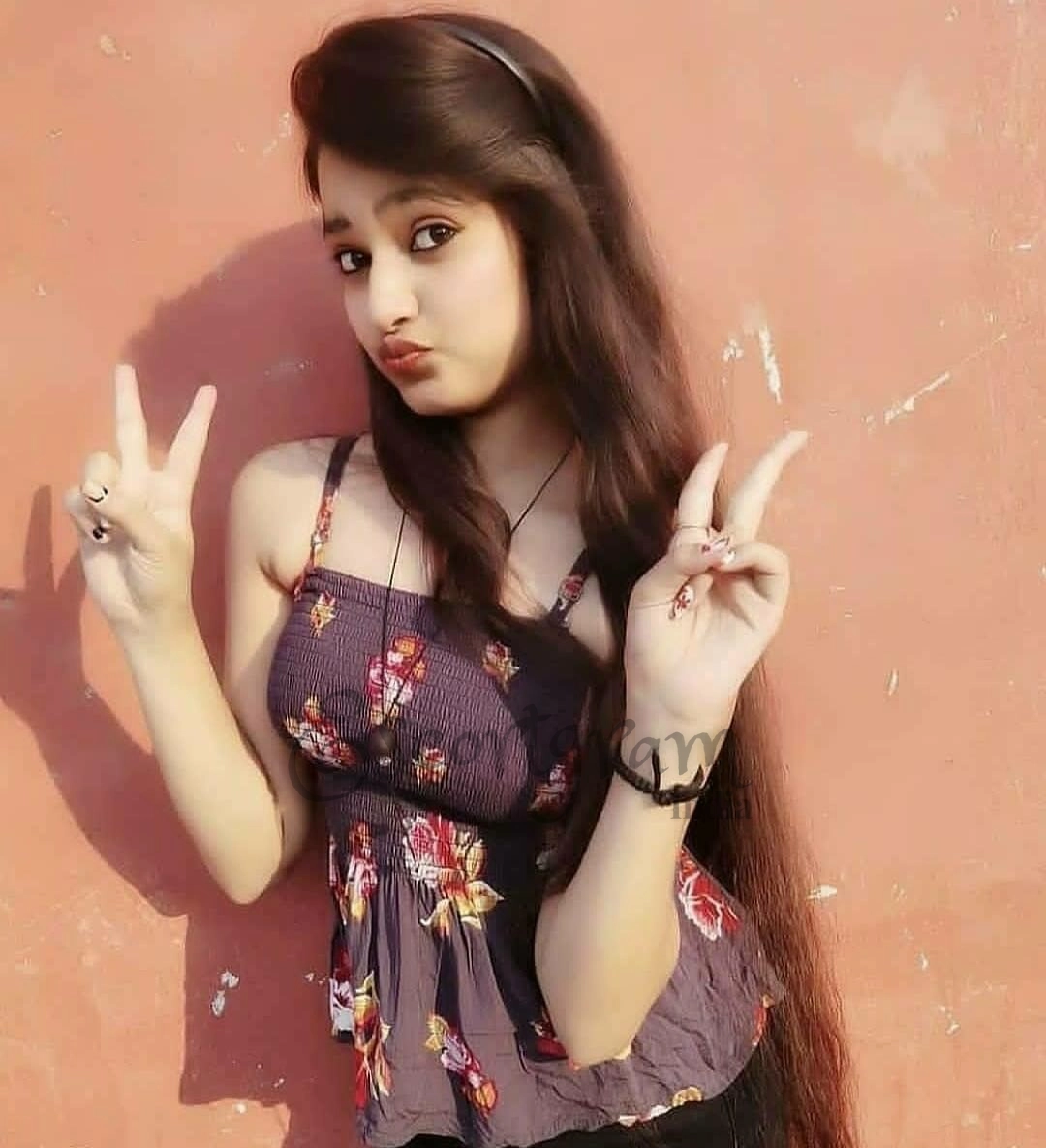 Call Girl KOLKATA Aakriti Bhadauria