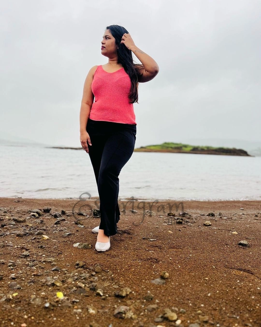 Call Girl Kolkata Minakshi