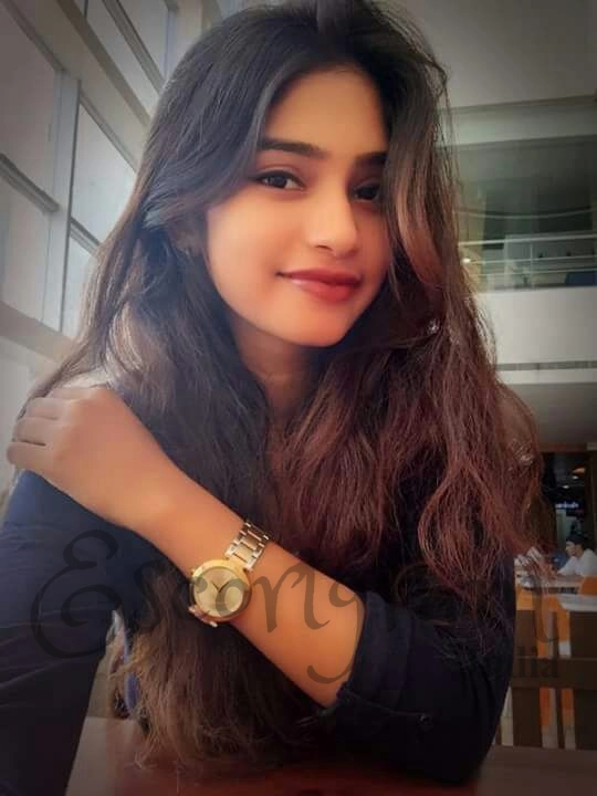 Call Girl Kolkata Minakshi