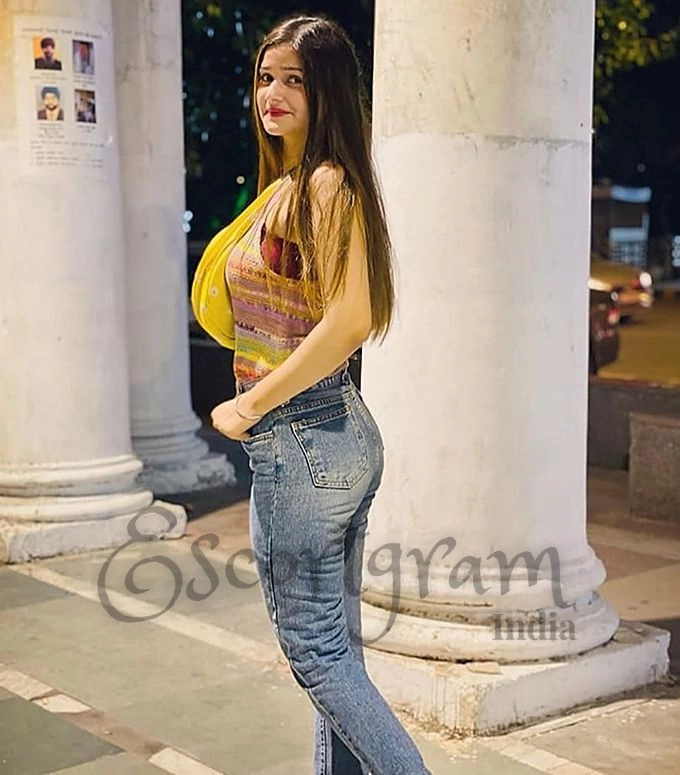 Call Girl KOLKATA Shivanshi Rao