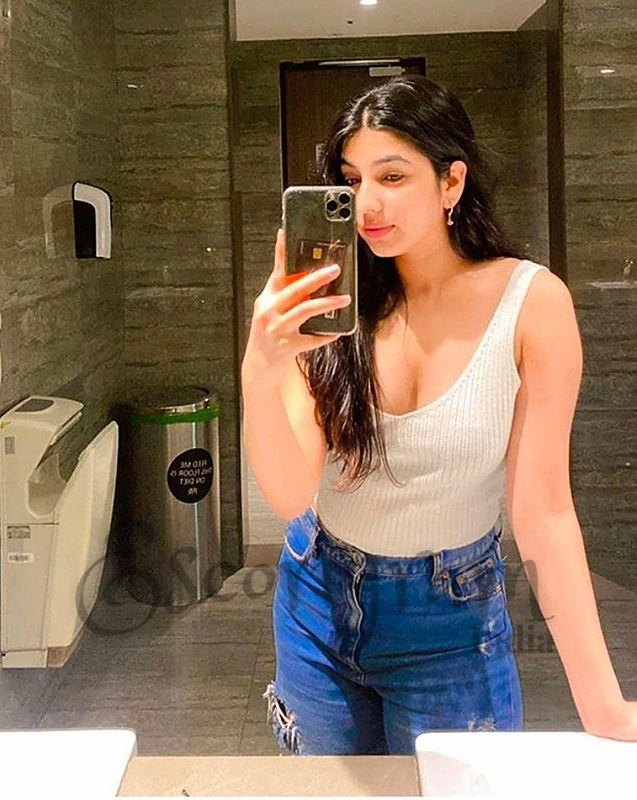 Call Girl Kolkata Minakshi