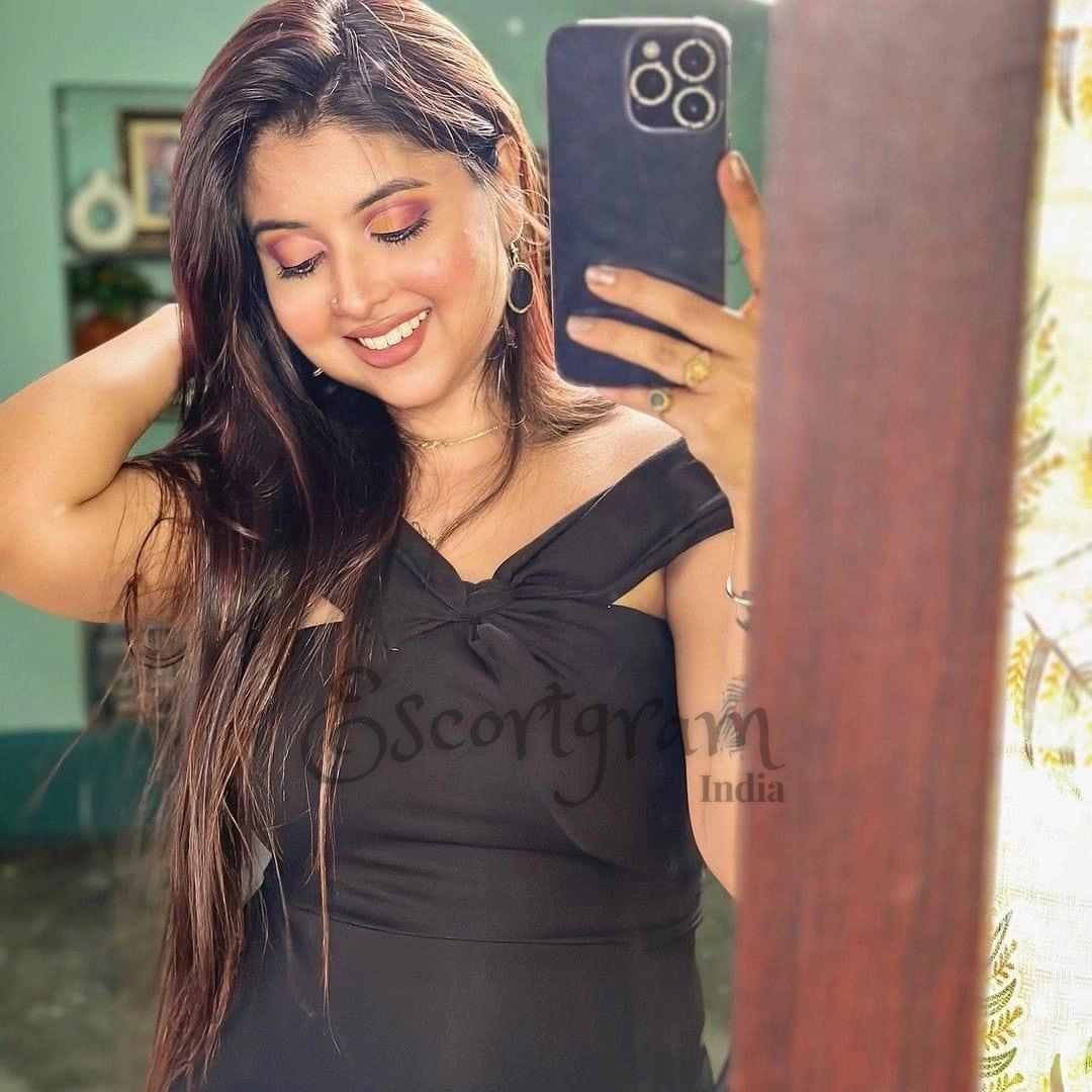 Call Girl KOLKATA Usha